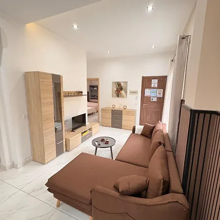 Paceville For Groups! Apartment *