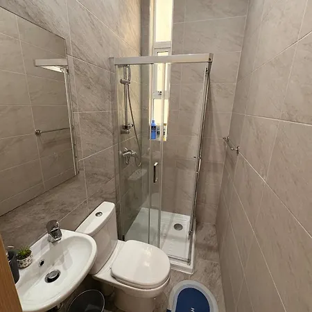 Paceville For Groups! Apartment