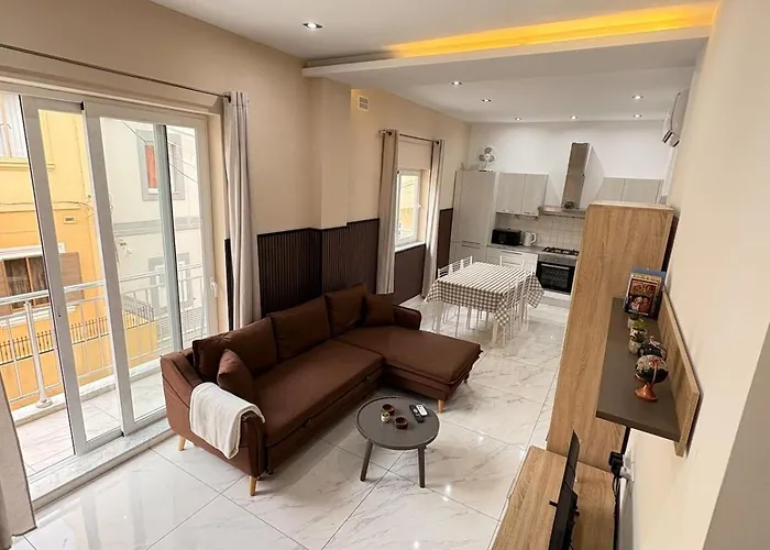 Paceville For Groups! 公寓