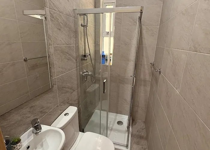 Paceville For Groups! 公寓